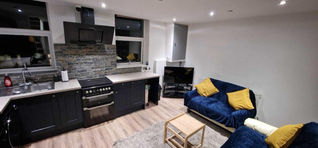 Sapphire Strathnairn Apartment Cardiff Ngoại thất bức ảnh