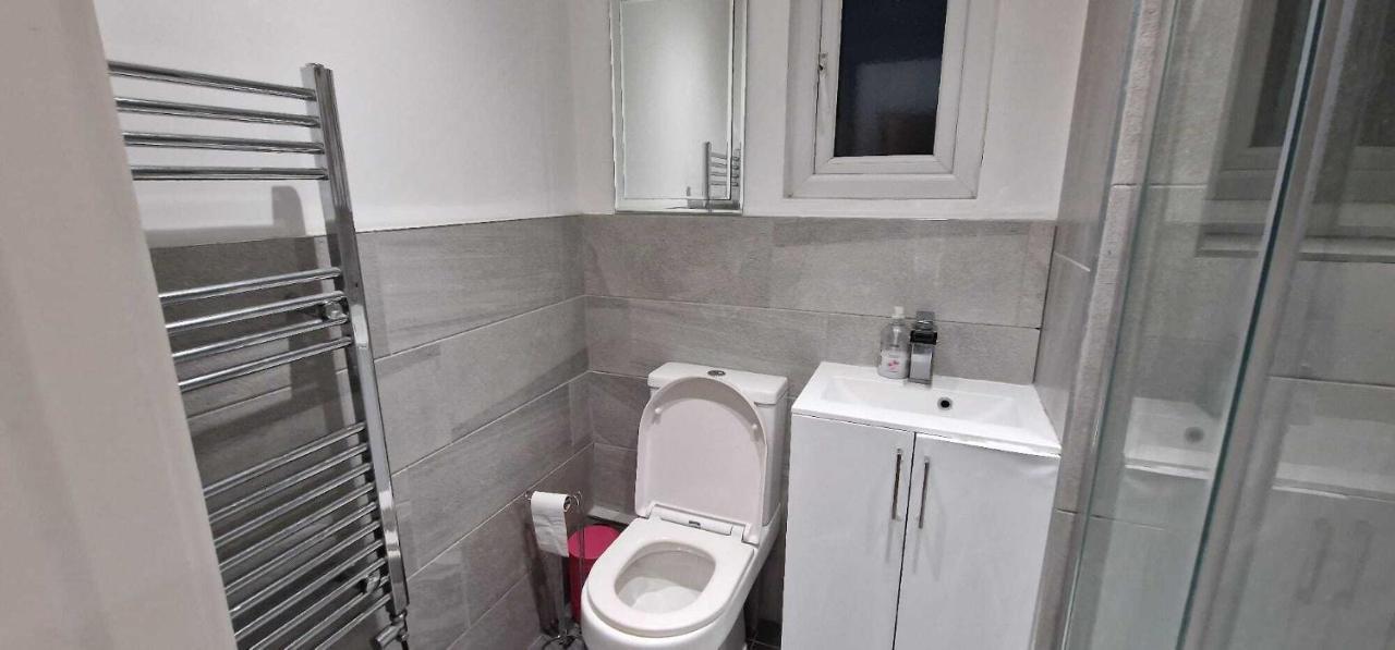 Sapphire Strathnairn Apartment Cardiff Ngoại thất bức ảnh