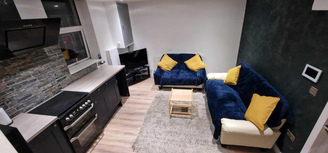 Sapphire Strathnairn Apartment Cardiff Ngoại thất bức ảnh