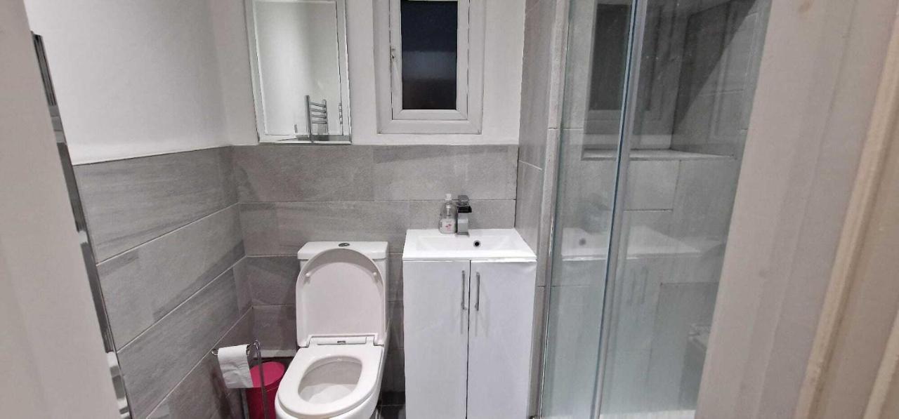 Sapphire Strathnairn Apartment Cardiff Ngoại thất bức ảnh